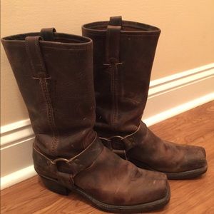 Sz 9 Frye leather boots